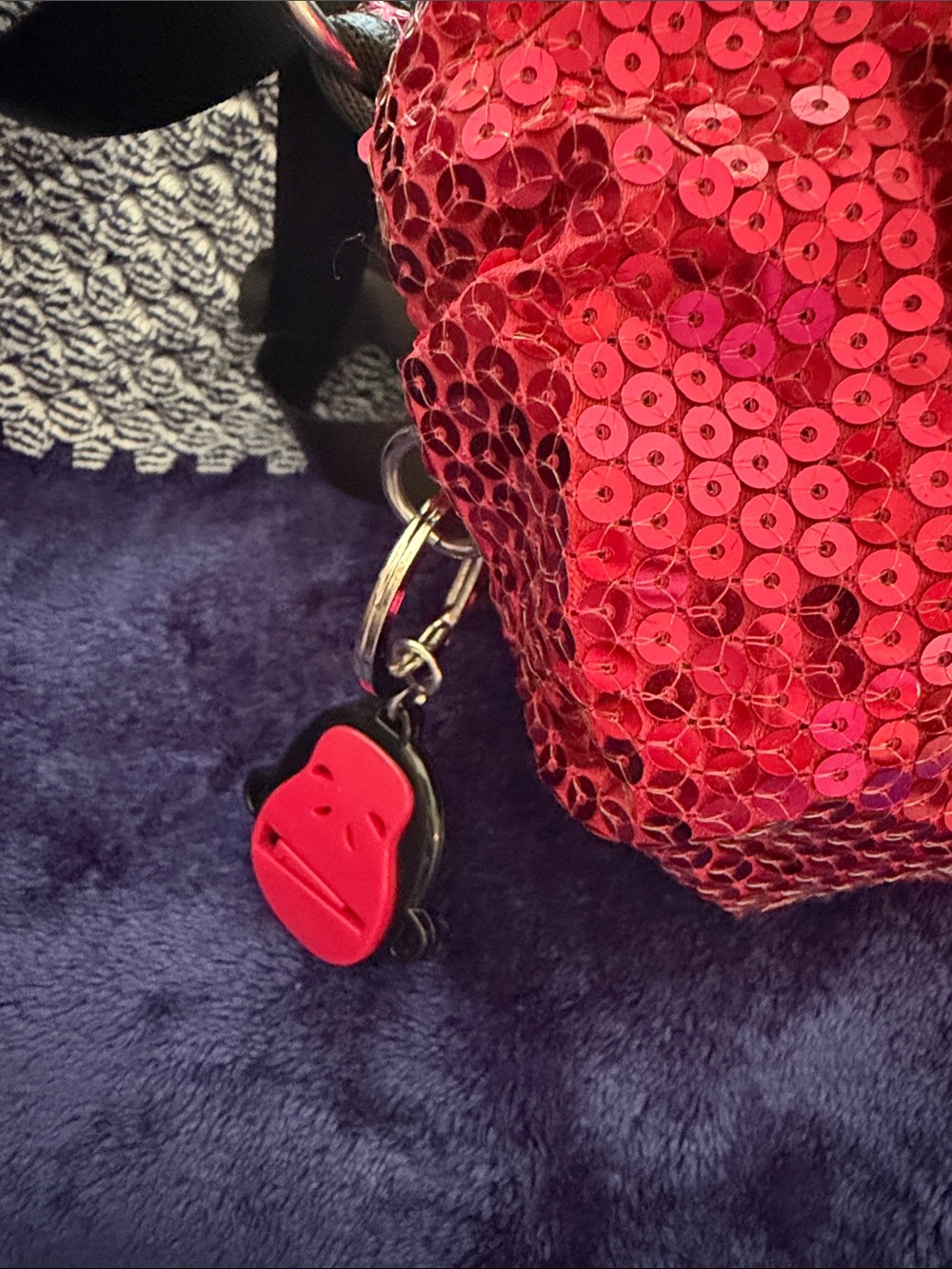 Kipling Red Sequin Crossbody Bag with Black Trim - Picture 3 of 4